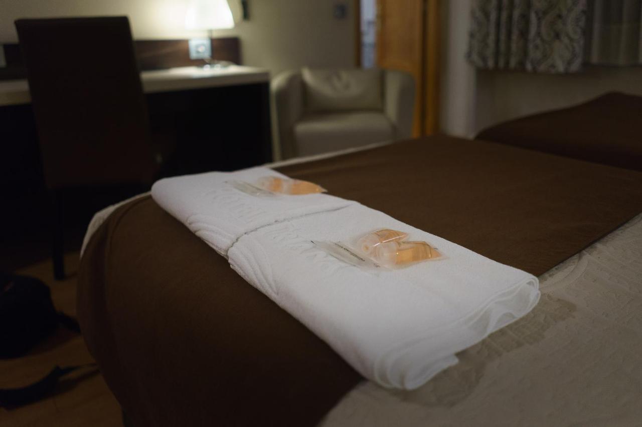 Hospedium Hotel Triana Miajadas Eksteriør billede