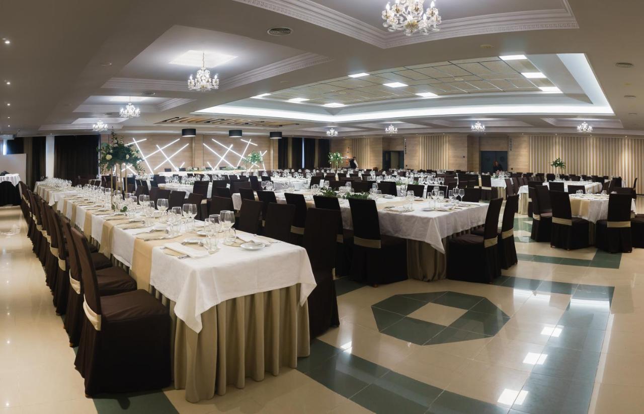Hospedium Hotel Triana Miajadas Eksteriør billede