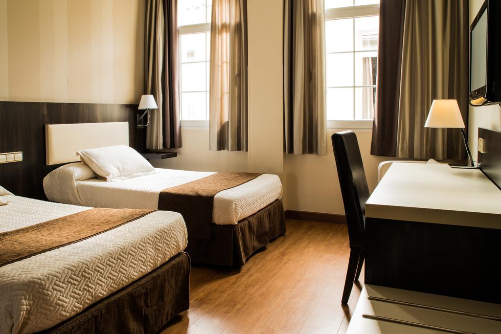Hospedium Hotel Triana Miajadas Eksteriør billede